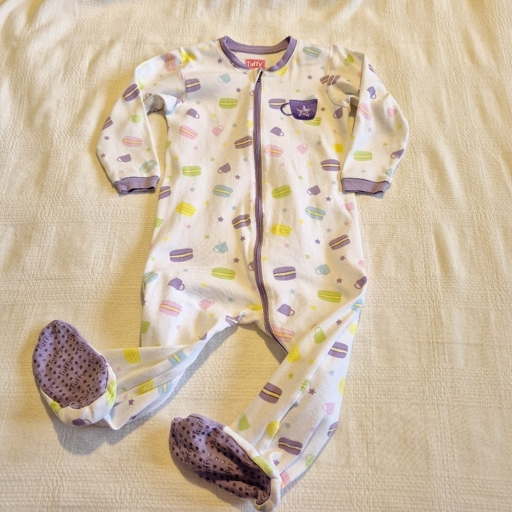 Tuffy girls 18 month footie white with tea cup embroidery, 2 way zipper GUC